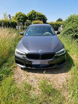 BMW 540i G30 XDRIVE M-Paket - BMW 540 in Frankfurt (Main)