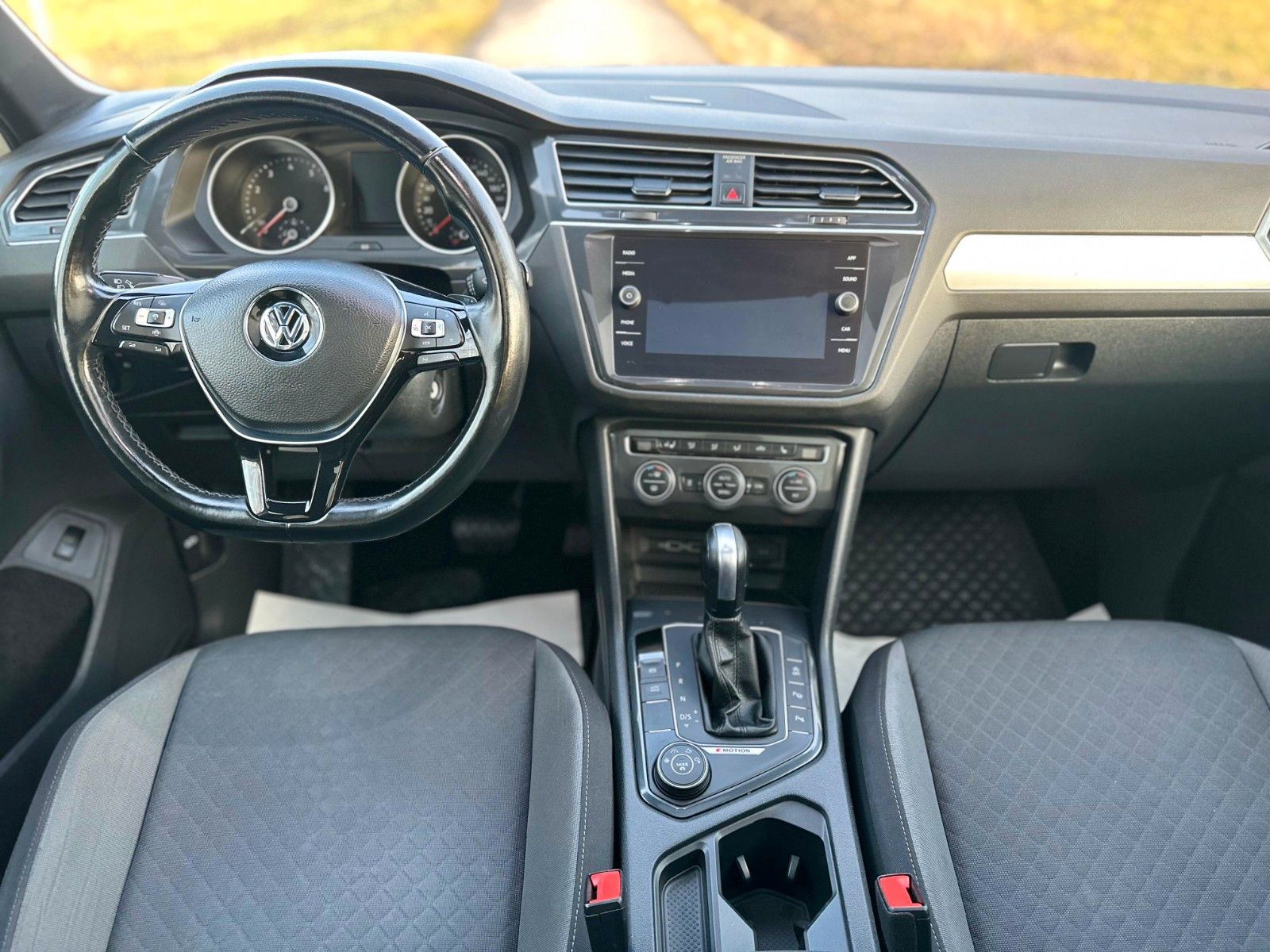 Volkswagen Tiguan*R-Line*DSG*4Motion*LED*Pano*Kamera*ACC* foto 11
