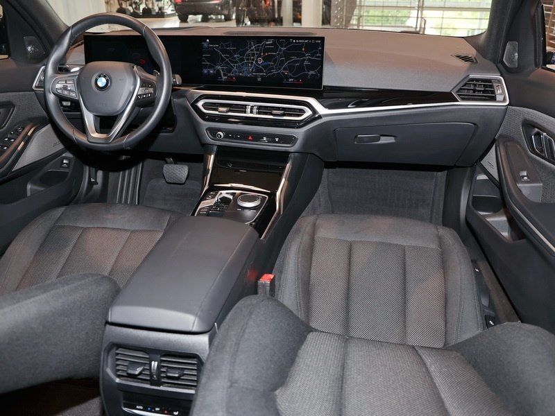 BMW 320i Touring HarmKar 19 RFK DrivAss LED foto 5