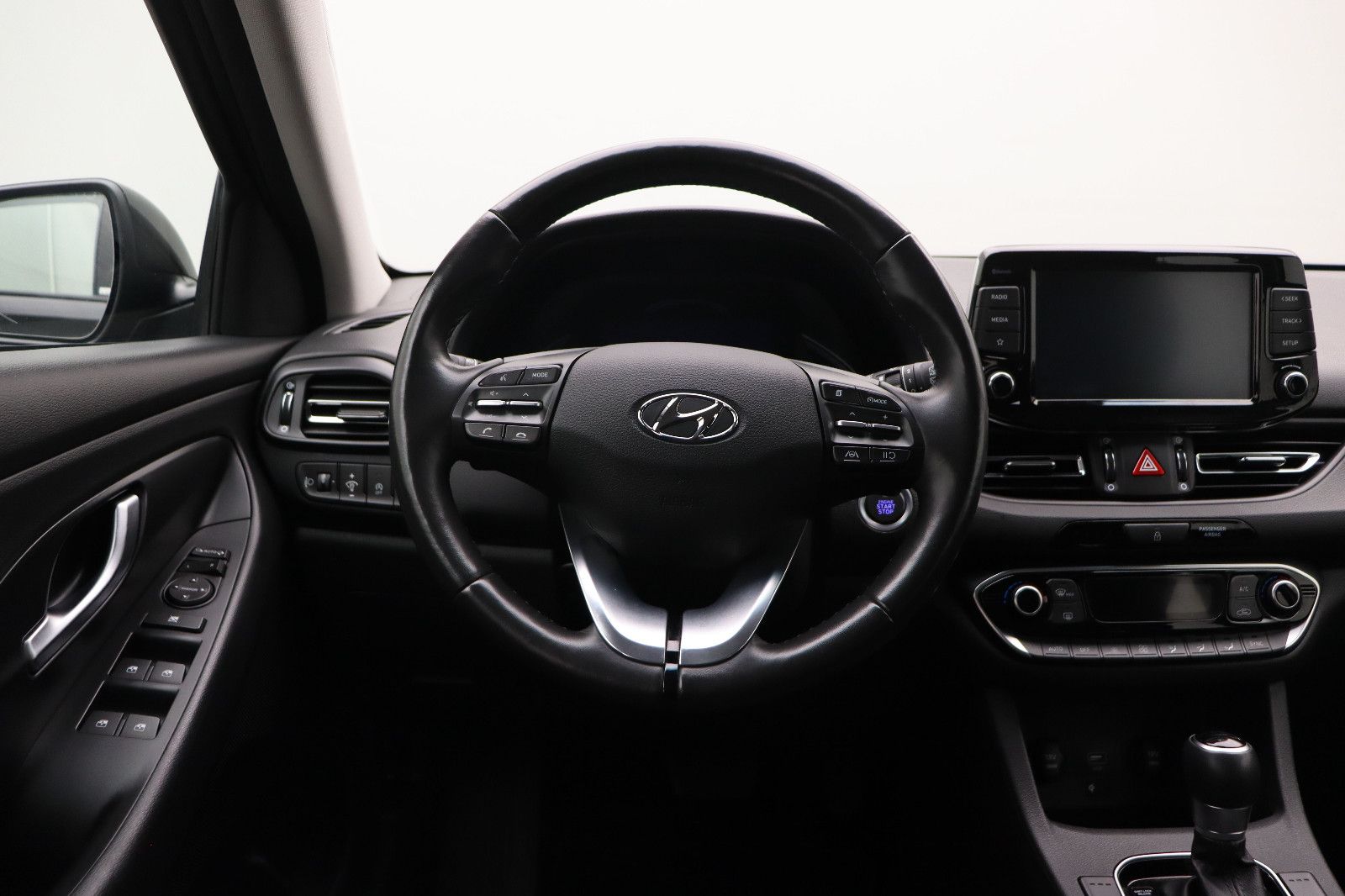 Fahrzeugabbildung Hyundai i30 Kombi 1.6 CRDi Trend Automatik