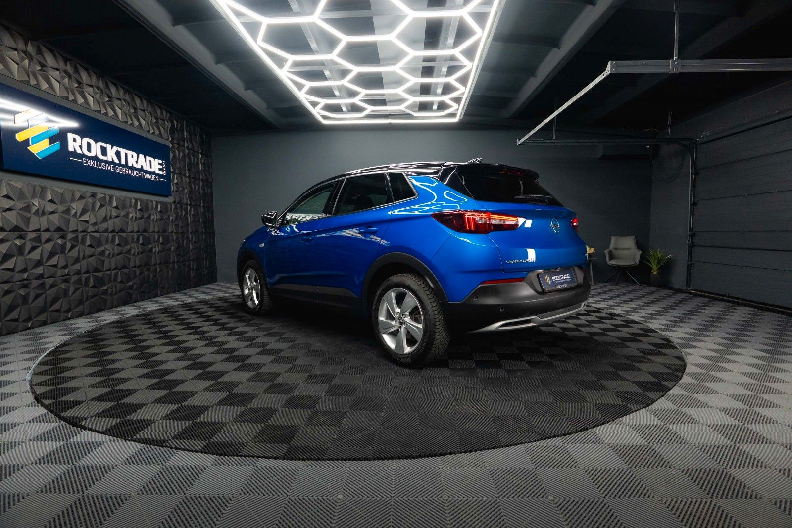 Fahrzeugabbildung Opel Grandland (X) 2.0 CDTI Innovation *LED*CarPlay*