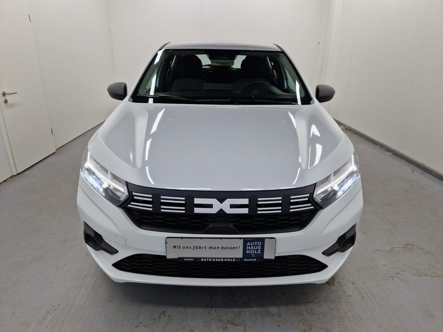 DACIA Sandero Essential Eco-G 100 Klimaanlage – Bild 6
