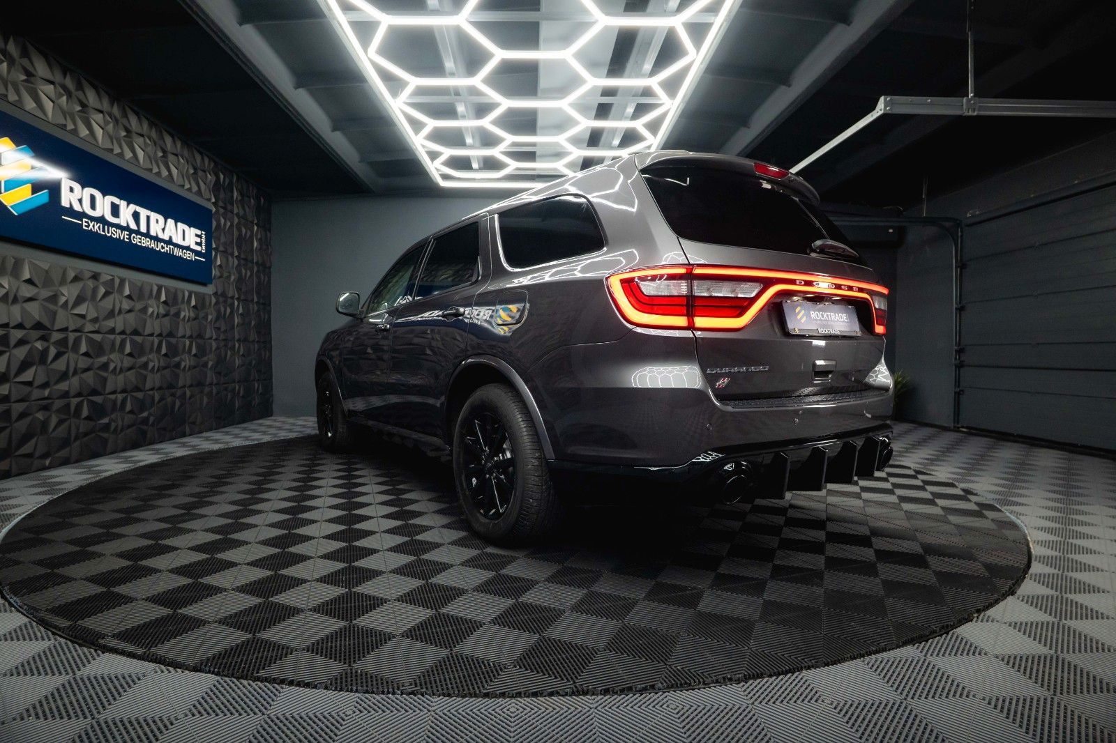 Fahrzeugabbildung Dodge Durango 3.6 V6 R/T 4x4 Night-Paket SRT Styling