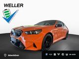 BMW M5 Limousine M Driver's Package M Sportpaket HUD - BMW M5: Sport