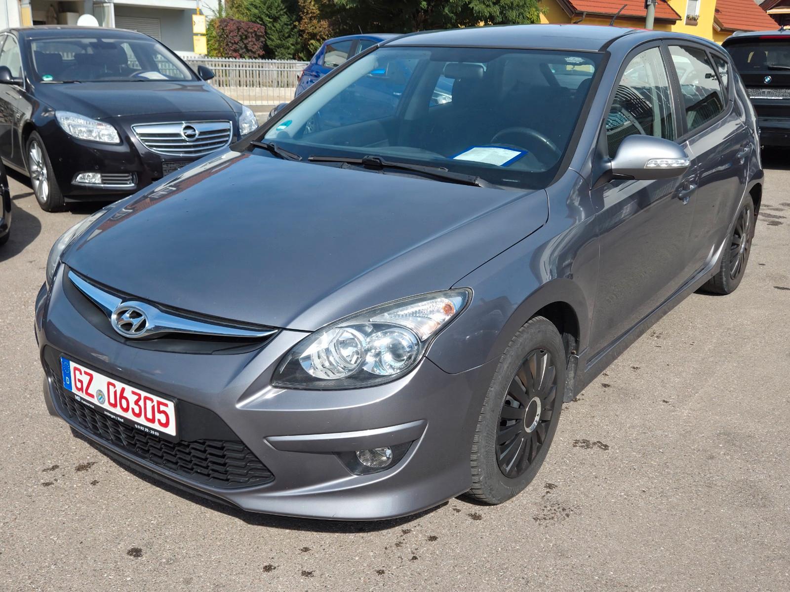 Hyundai i30 1,6 CRDI Classic*TÜV 02.28*Sitzheiz.*USB/AUX