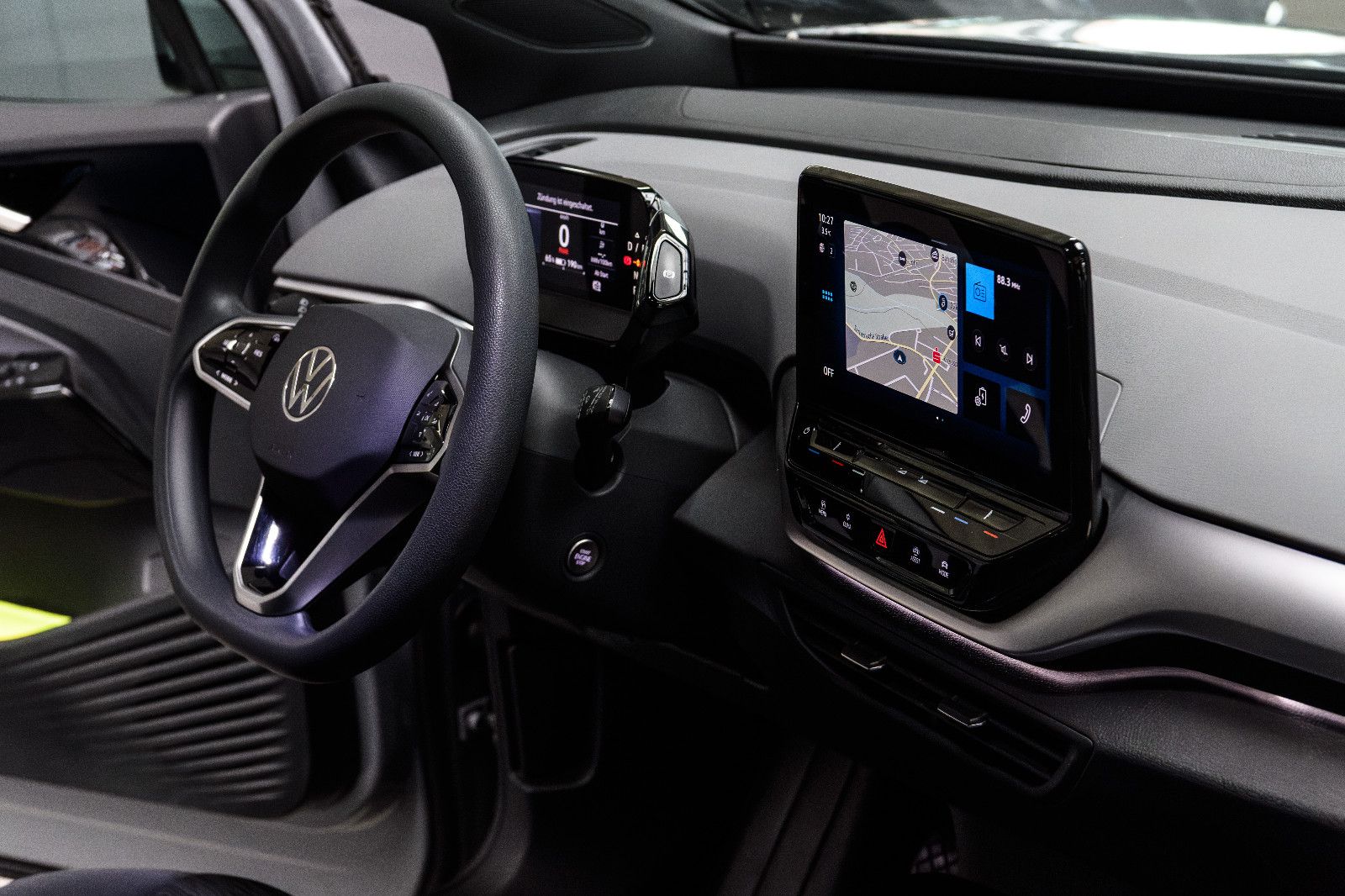 Fahrzeugabbildung Volkswagen ID.4 Pure Performance LED+NAVI+APP+GJ-REIFEN