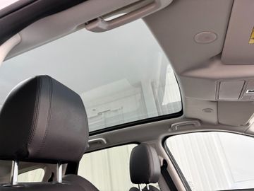 Land-Rover Discovery Sport - 12