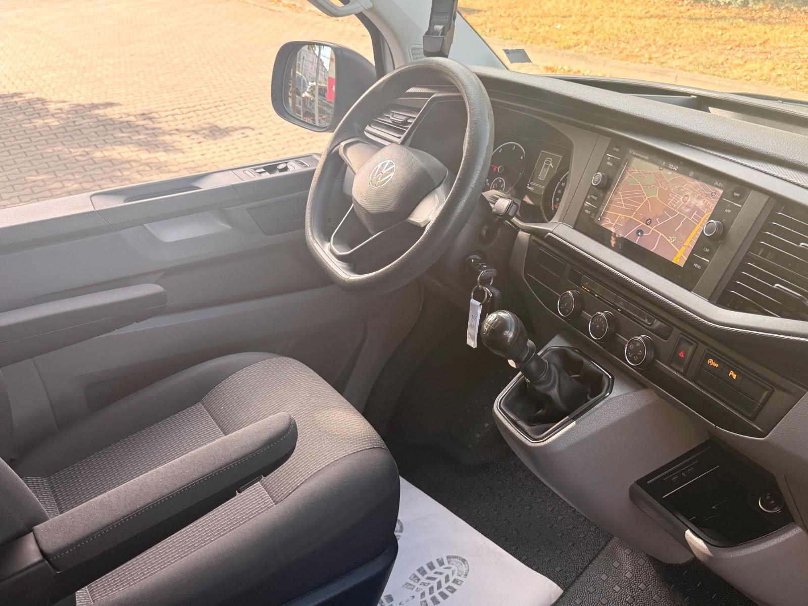 Volkswagen T6.1 2.0 TDI Transporter Kasten FWD*GR.NAVI*PDC*