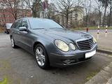 Mercedes-Benz E 220 CDI T Avan. Navi/AHK/Massage/Xenon/Memory