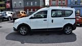 Dacia Dokker Stepway+TCe 130 NAVI+CAM Sitzheizung - Dacia Gebrauchtwagen in Düsseldorf