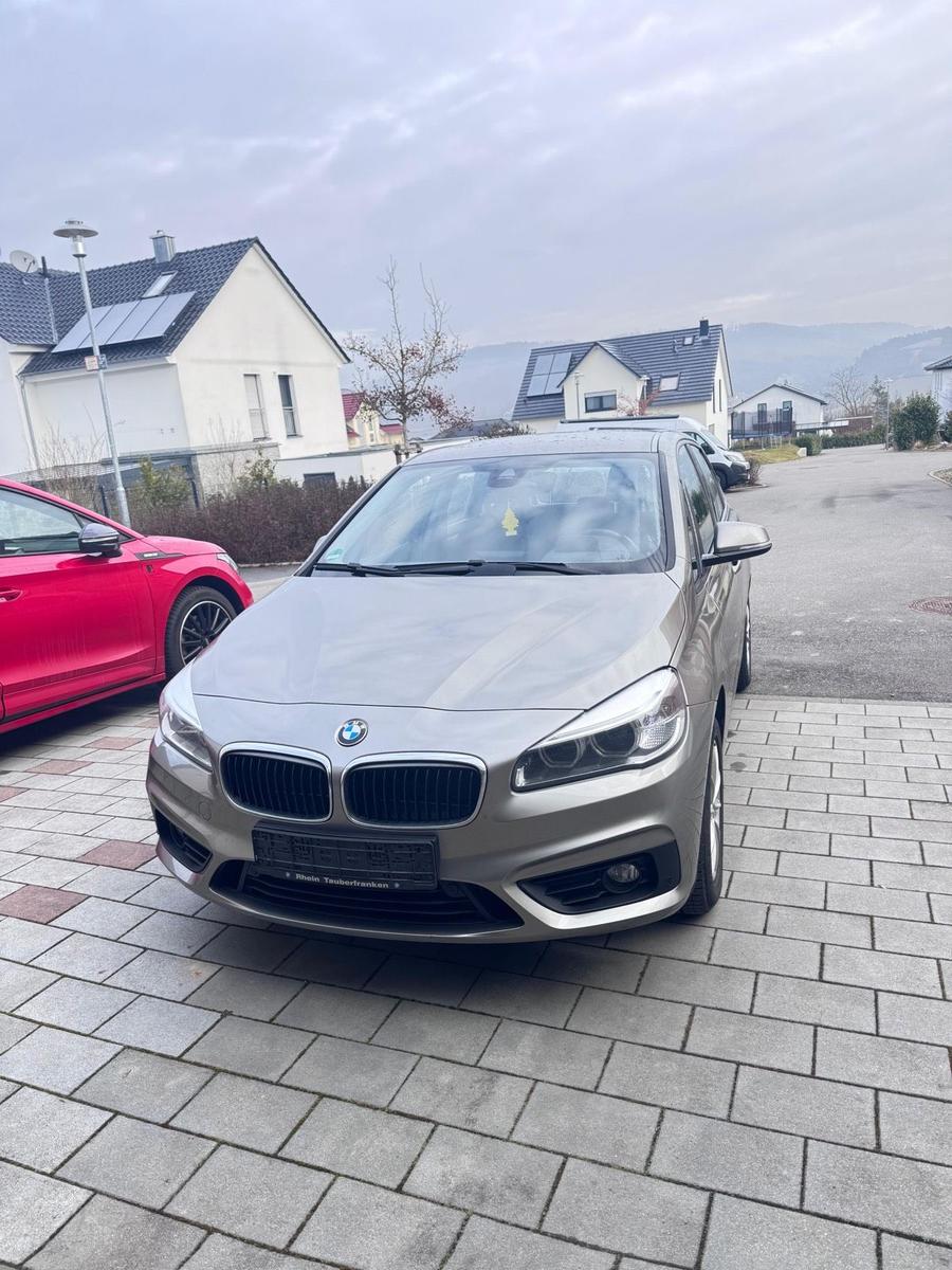 BMW 220