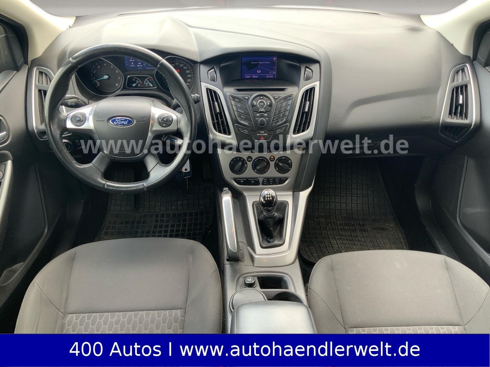 Ford Focus 2013 — photo 11