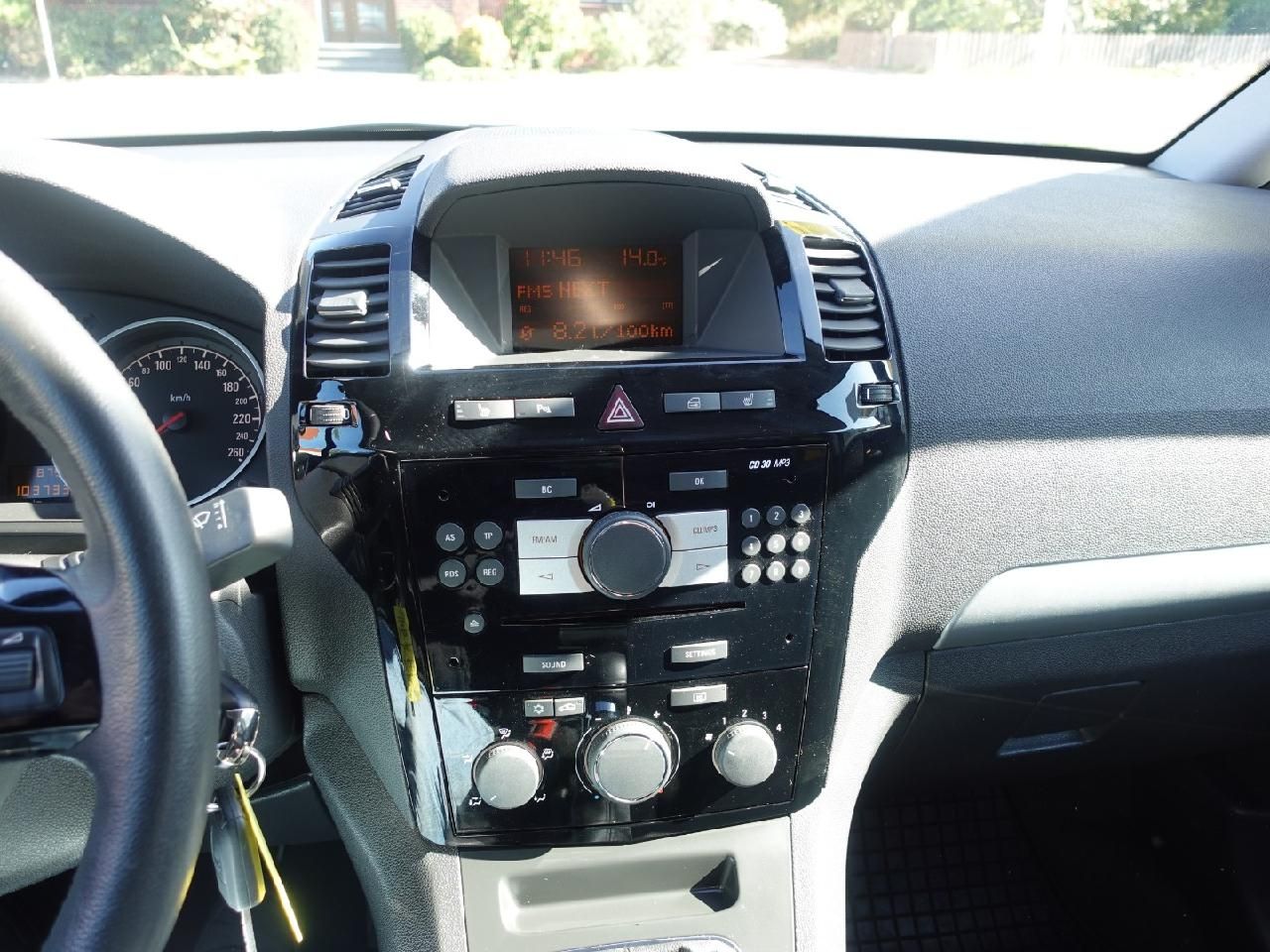 Fahrzeugabbildung Opel Zafira B 1,8 Design Edition 7-Sitzer