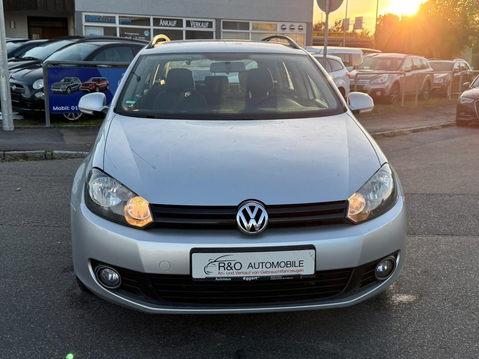 Volkswagen Golf 2013 — rear view