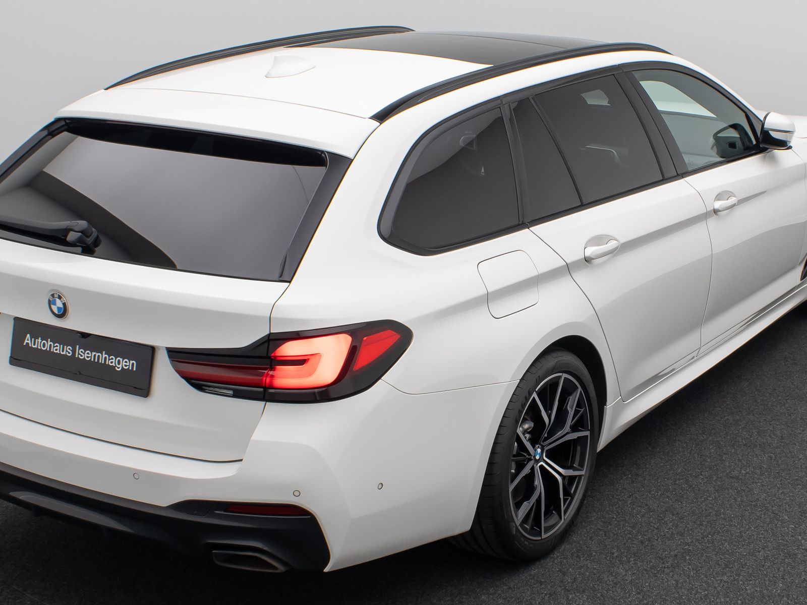 Fahrzeugabbildung BMW 540d xD M Sport Panorama Kamer Laser HUD DAB H/K