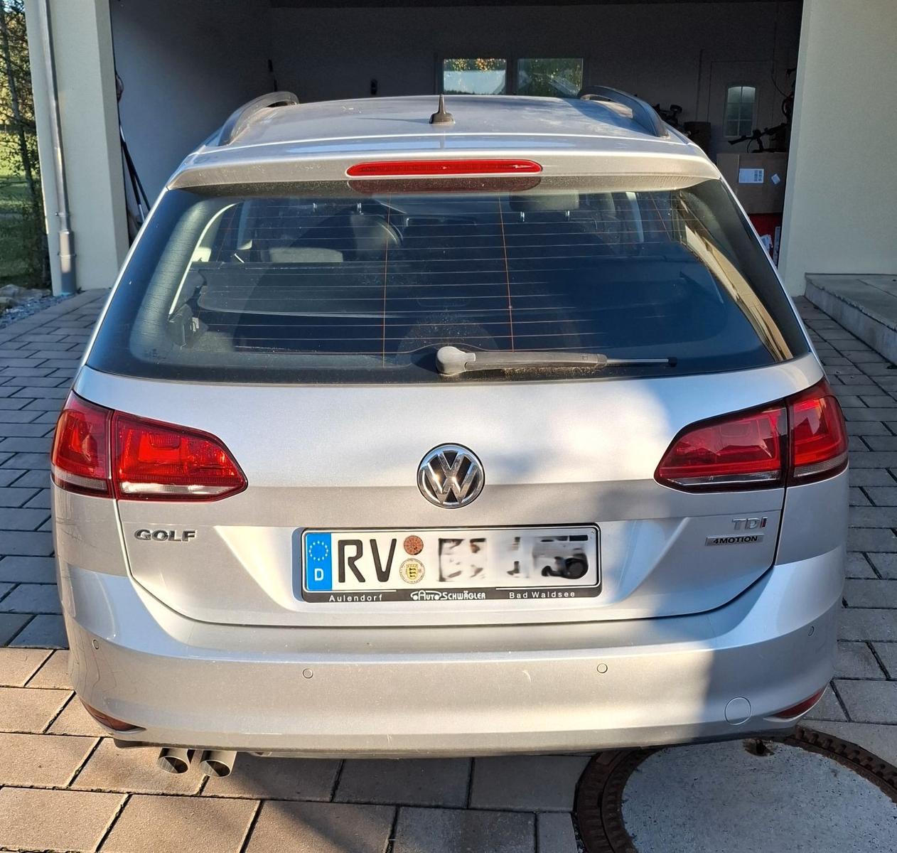 Volkswagen Golf 2014 — interior