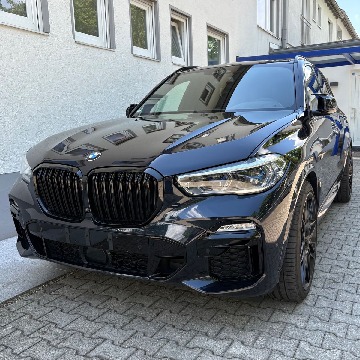 BMW X5 M50 - Pano Laser 22Zoll M-Paket Garantie