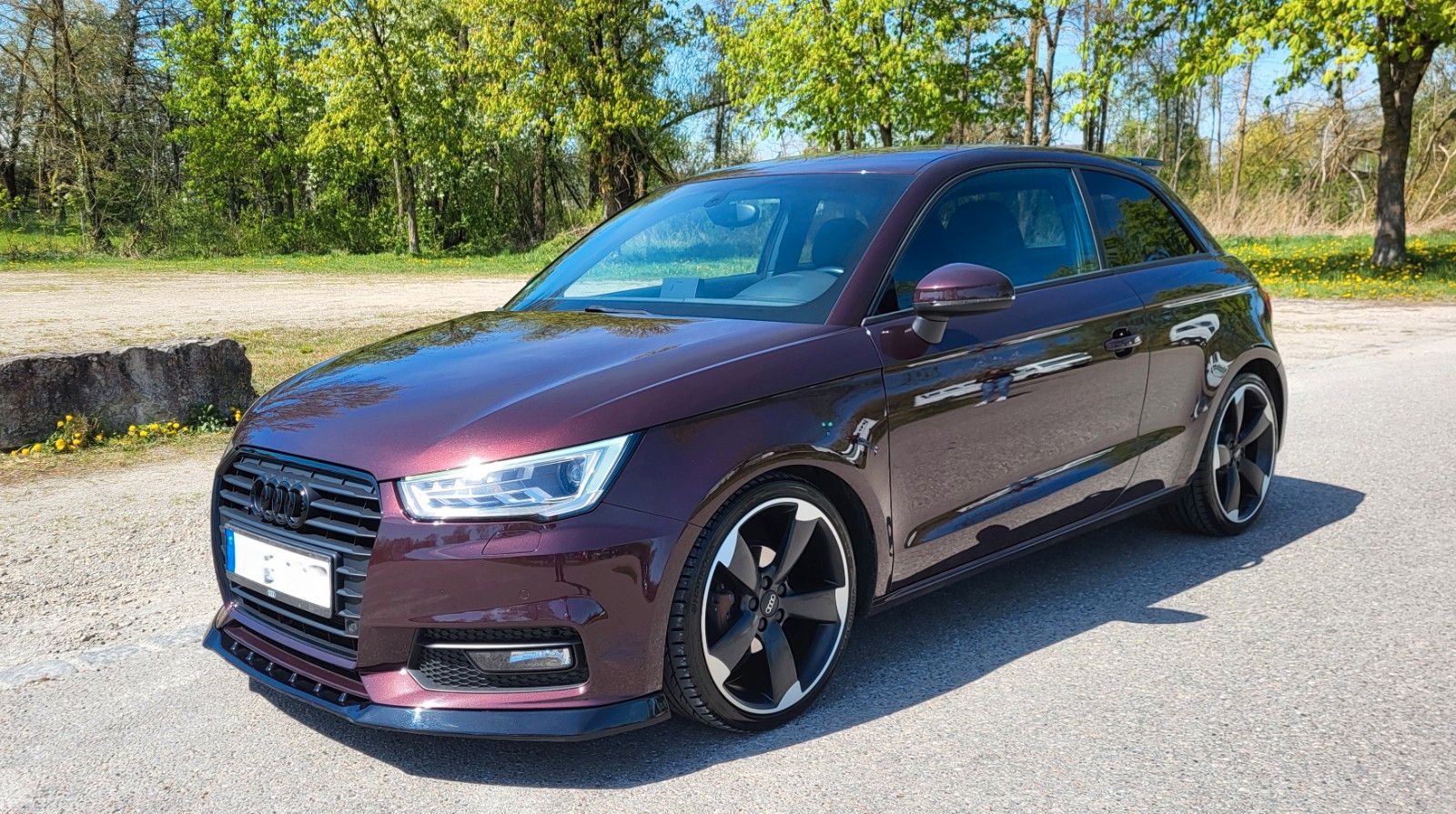 AUDI A1 1.0 TFSI ultra sport Rotor 18 Zoll tiefer