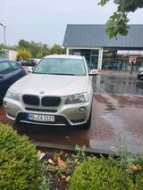 BMW Ich biete mein Auto BMW x3 18d - BMW 3er Reihe SUV