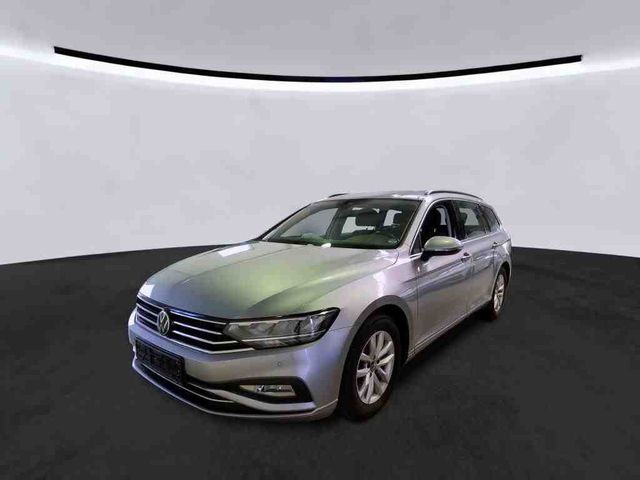 VW Passat Variant 2.0TDI 150PS RFK SHZ AHK