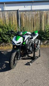 Kawasaki Z1000 ZRT00F 2. Hand -26tkm - KAWASAKI ZR 1000