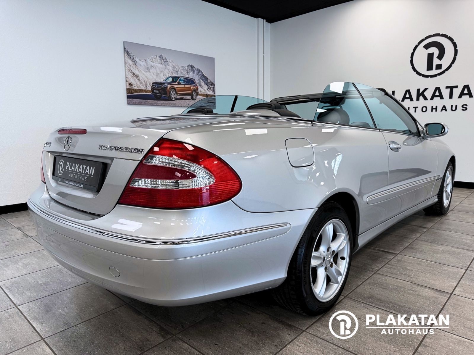 Fahrzeugabbildung Mercedes-Benz CLK 200 Cabrio Leder Memory Bi-Xenon MB-Service