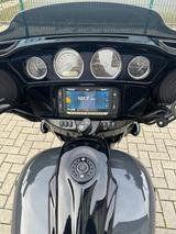 Harley-Davidson Street Glide, Bagger, top gepflegt - HARLEY-DAVIDSON BAGGER
