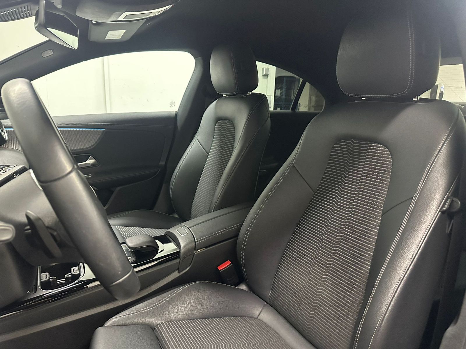 Fahrzeugabbildung Mercedes-Benz CLA 220 d DCT *Progressive*KAMERA*AMBILIGHT
