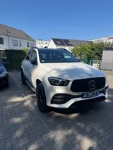 Mercedes-Benz GLE 400 d 4MATIC AMG/7 Sitzer PANO/ACC /Black Ed