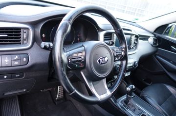 KIA Sorento - 11