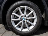 BMW X1 sDrive20i NAVI LED PDC V+H DAB Parkass. LM - BMW X1 aus 2022