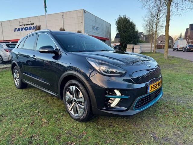 Kia Niro E-NIRO EXECUTIVELINE 64KWH 3FASE/LEER/ACARP