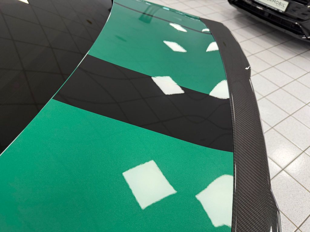 BMW M4 Competition*CARBON*KEYLESS*H-K*MEMORY*360°
