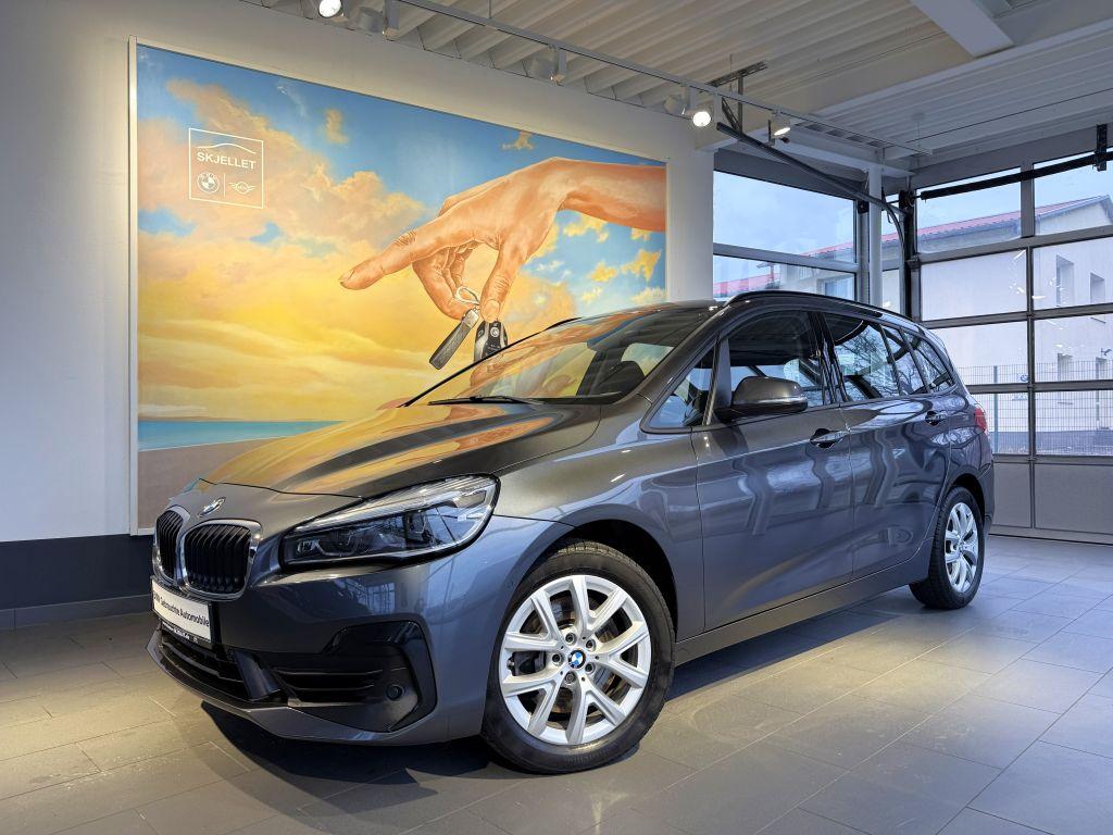 BMW 220i GranTourer 7-SITZE PANO+KAM+AHK+KOMF+HUD+AL