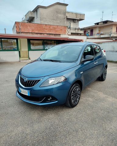 Другие Lancia Ypsilon 1.0 FireFly 5 porte S&S Hybrid Ec