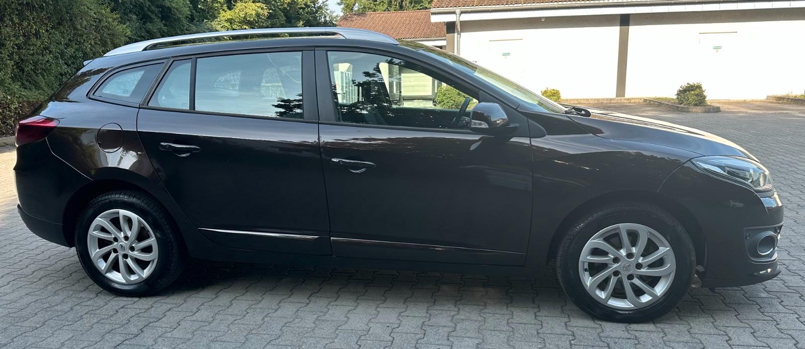 Renault Megane III Grandtour Paris