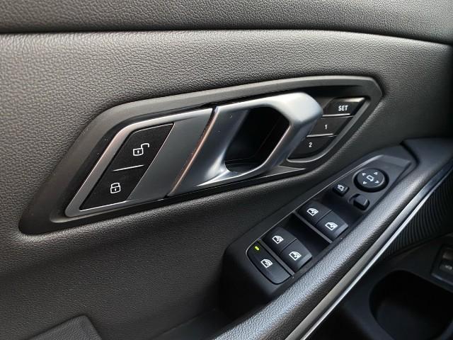 BMW M340d xDrive AHK+HUD+LED