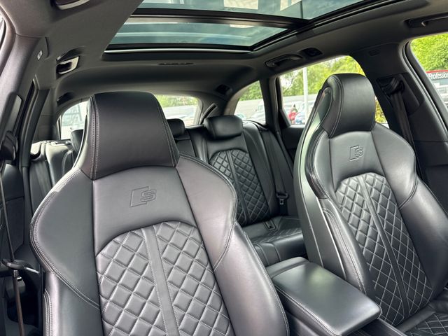 Audi S4 Avant 3.0 TFSI quattro