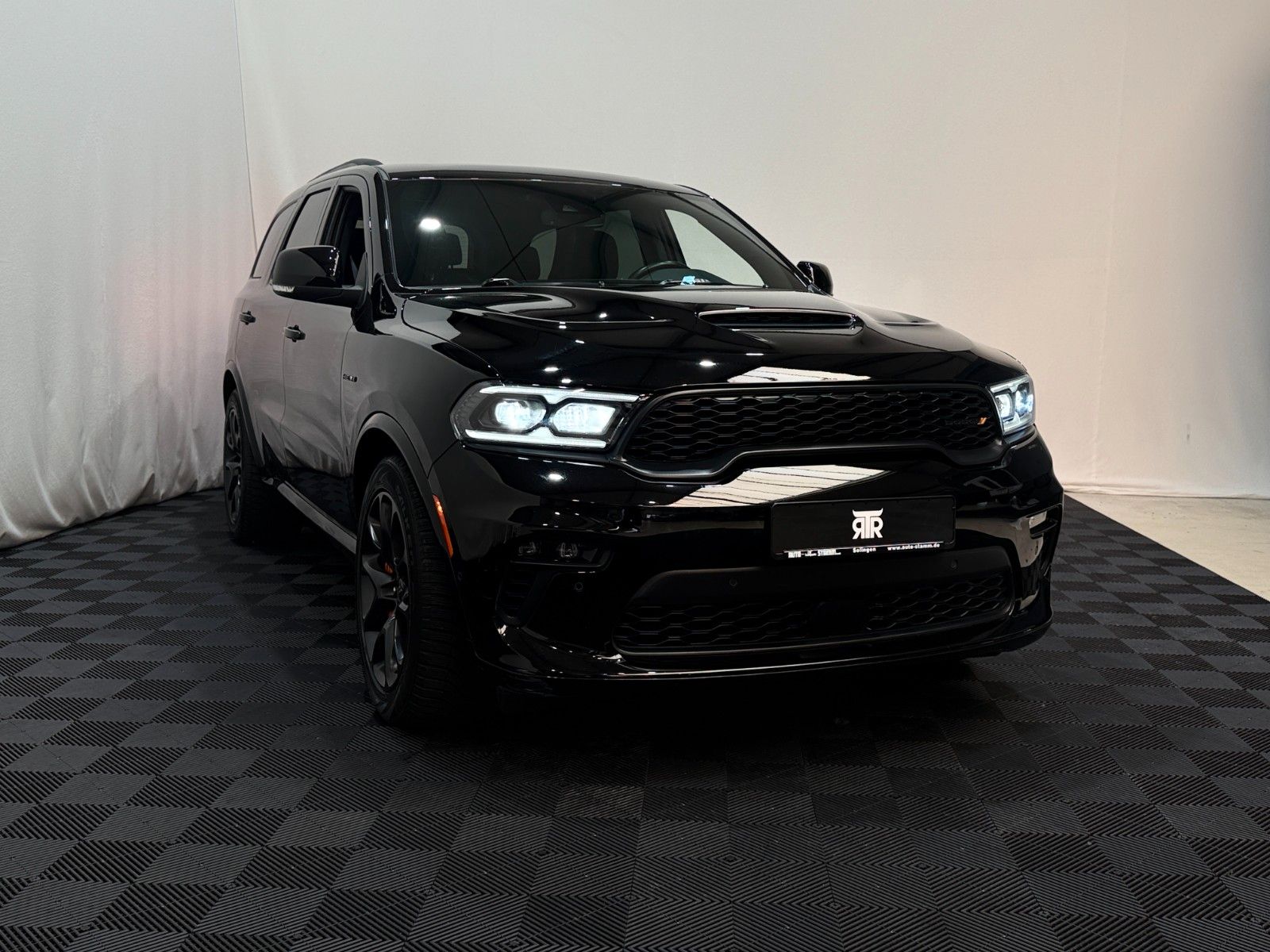 Fahrzeugabbildung Dodge Durango - R/T - OrangePackage - LPG - AHK
