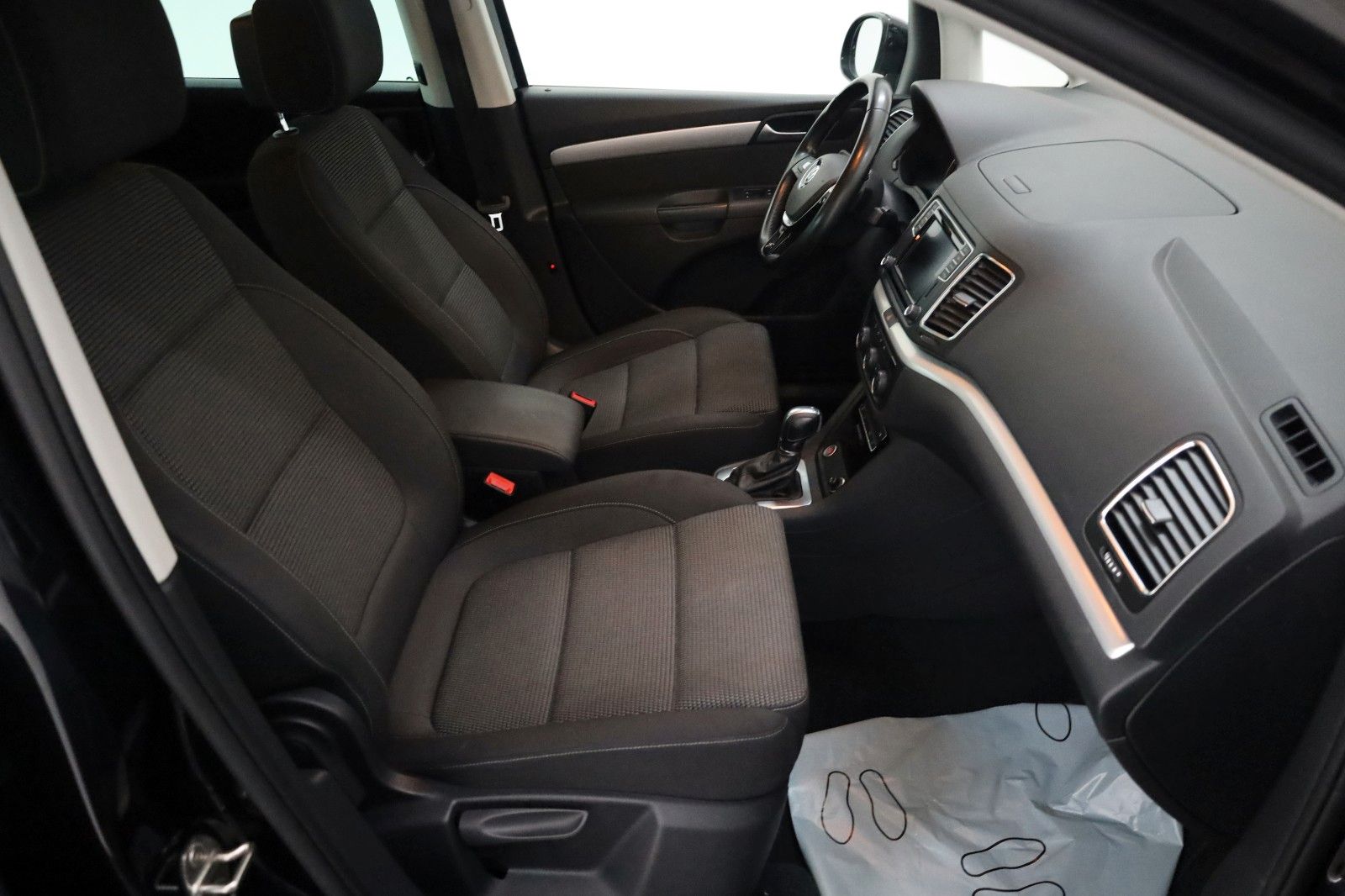 Fahrzeugabbildung Volkswagen Sharan Comfortline 7 Si,Navi,Xenon,SH,PDC,AHK el