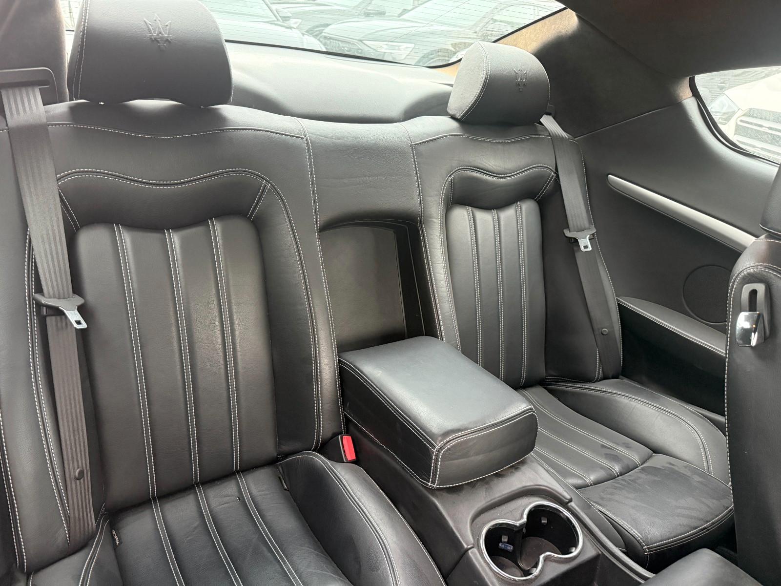 MASERATI GRANTURISMO - 4,2 - 405 CV - XENON - BVA - ALCANTARA