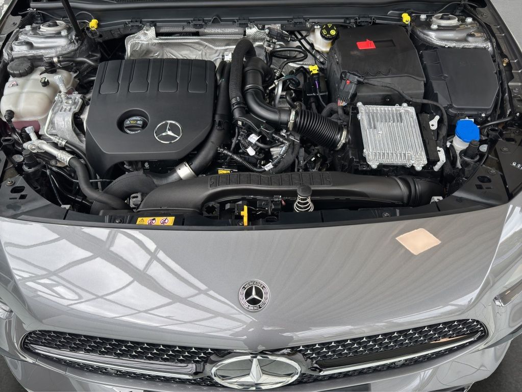 Fahrzeugabbildung Mercedes-Benz A 200 AHK*Navi*Fernlichtass.*LED*PDC*Sportp.*AUT