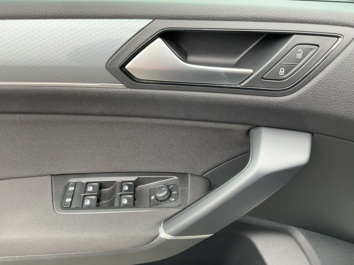 Volkswagen Touran - Bild 16