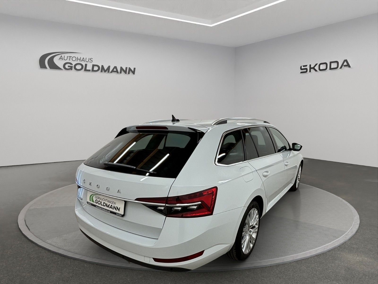 Fahrzeugabbildung SKODA Superb Combi Style 1.5 TSI ACT