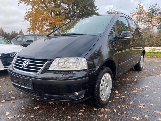 Volkswagen SHARAN TREND 1.9 TDI 7-SITZE + AHK + SHZ +NAVI