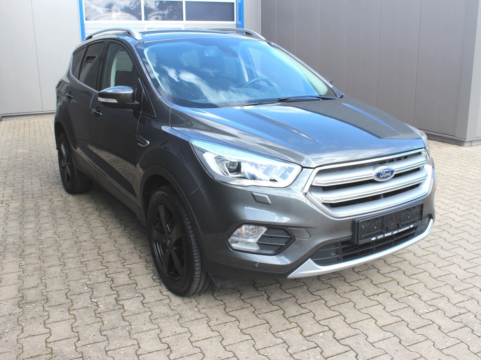 Fahrzeugabbildung Ford Kuga Cool & Connect 2,0 TDCi 4x2 Start/Stopp