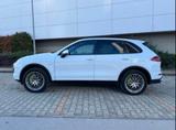 Porsche Cayenne S E-Hybrid Platinum Edition Platinum... - Porsche Cayenne mit Hybrid-Antrieb: Luftfederung