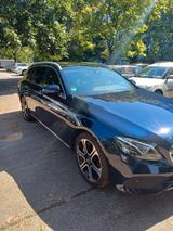 Mercedes-Benz E 400 d 4MATIC T Autom. -Sthz.Pan.Burm. - Mercedes-Benz E 400 mit Diesel-Antrieb: Kombi