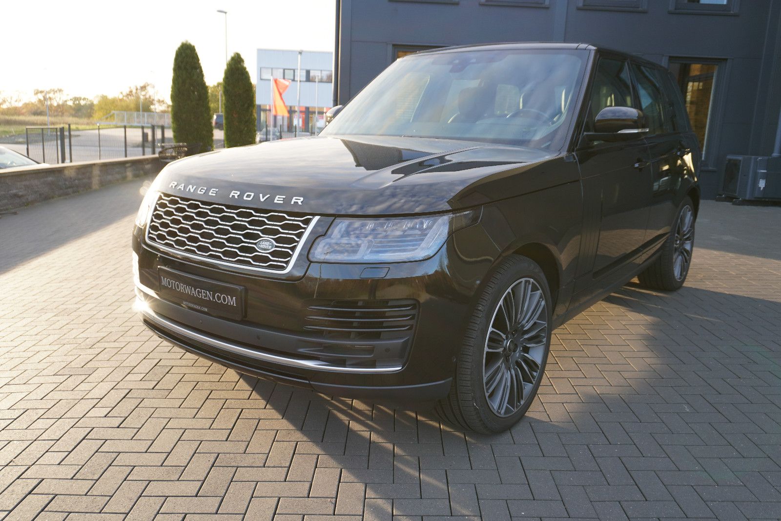 Fahrzeugabbildung Land Rover Range Rover Vogue