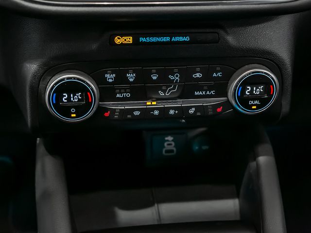 Ford Kuga 2.5 Plug-In Hybrid Vignale Stauassistent